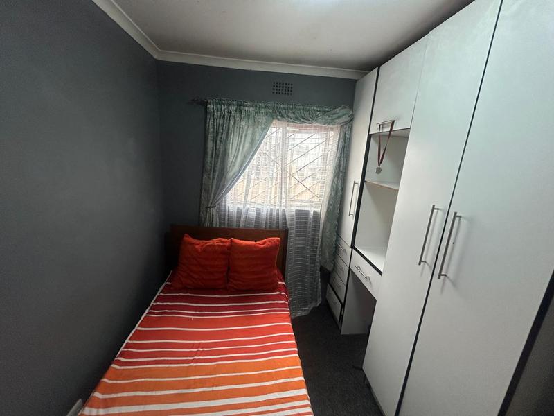 5 Bedroom Property for Sale in Malibu Village Western Cape